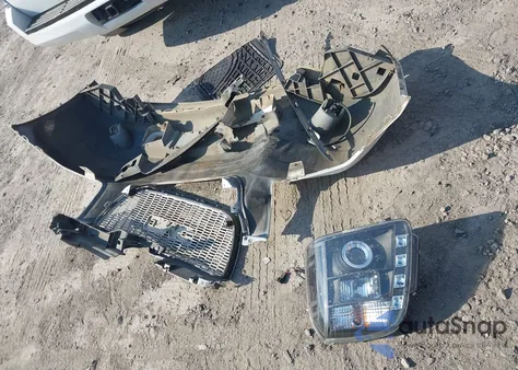 2013 GMC Yukon Sle from USA, damaged, VIN 1GKS1AE01DR255282